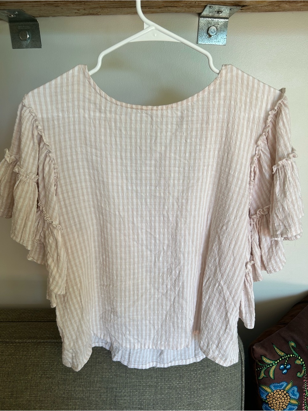 Chelsea & Theodore Blouse Women’s Seersucker Tiered Flutter Sleeve Boho